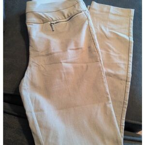 Candies Audrey fit skinny pull on new with tags